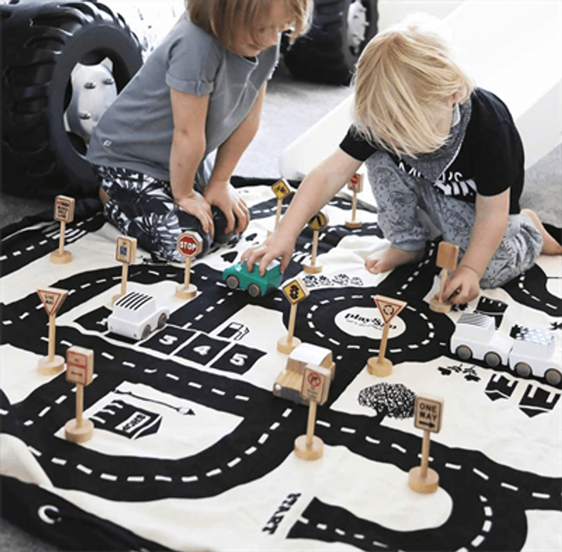 Play & Go Oppbevaringspose og Leketeppe, Bilvei